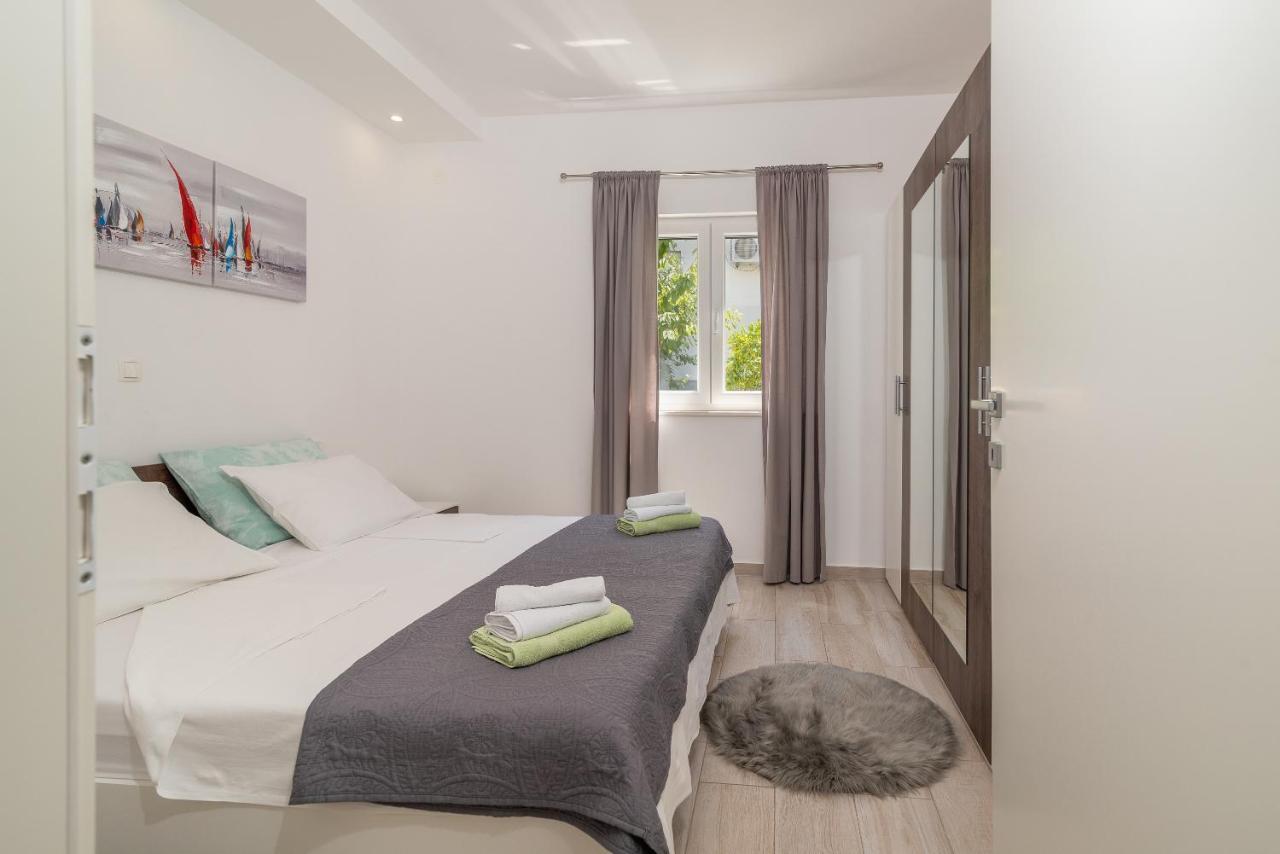 Apartment Ela Trogir Luaran gambar