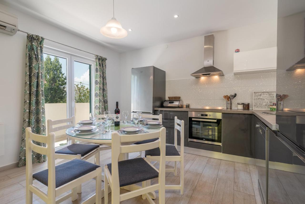 Apartment Ela Trogir Luaran gambar