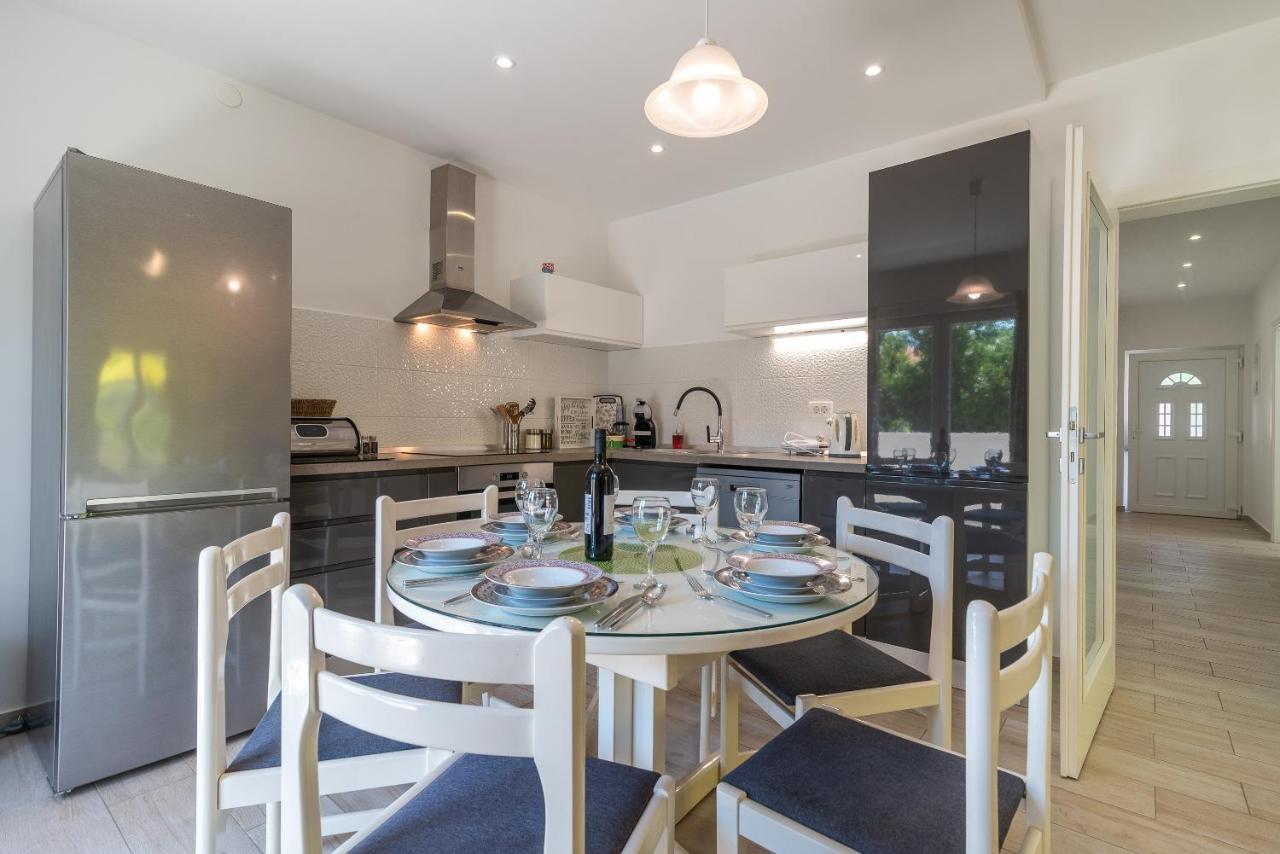 Apartment Ela Trogir Luaran gambar